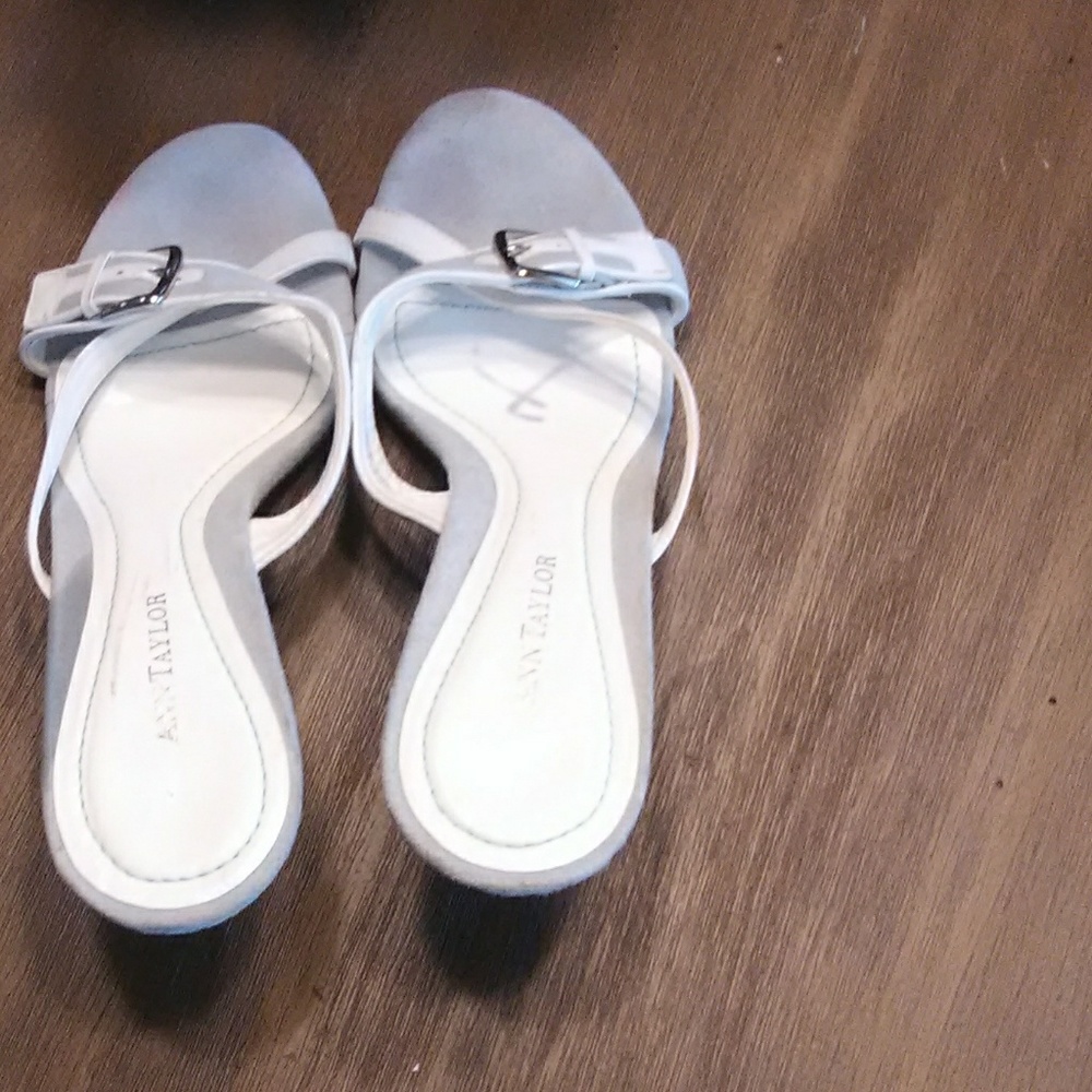 Ann taylor size7.5 seude and white sandel
